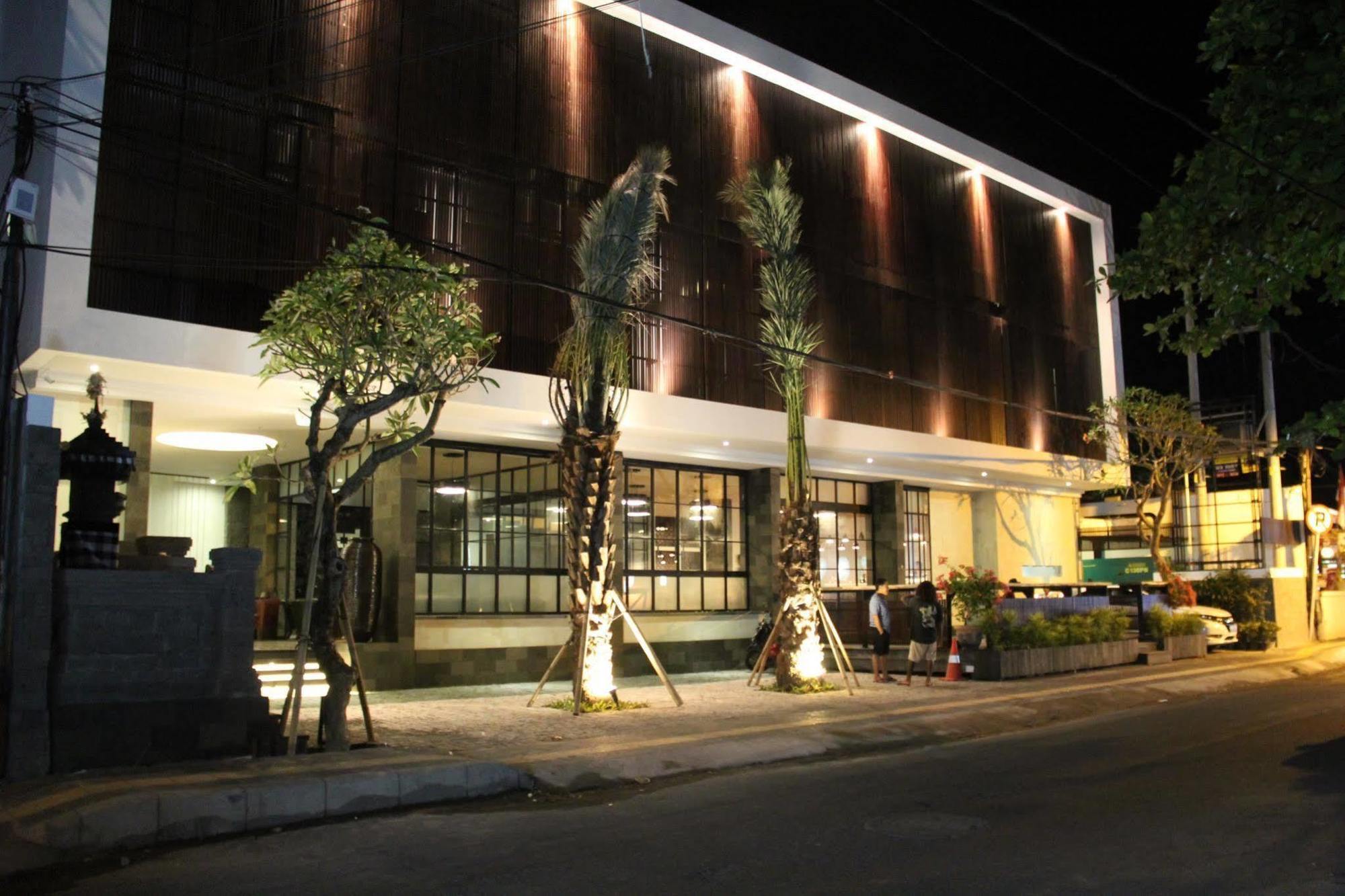 Sanur Akana Boutique Hotel מראה חיצוני תמונה